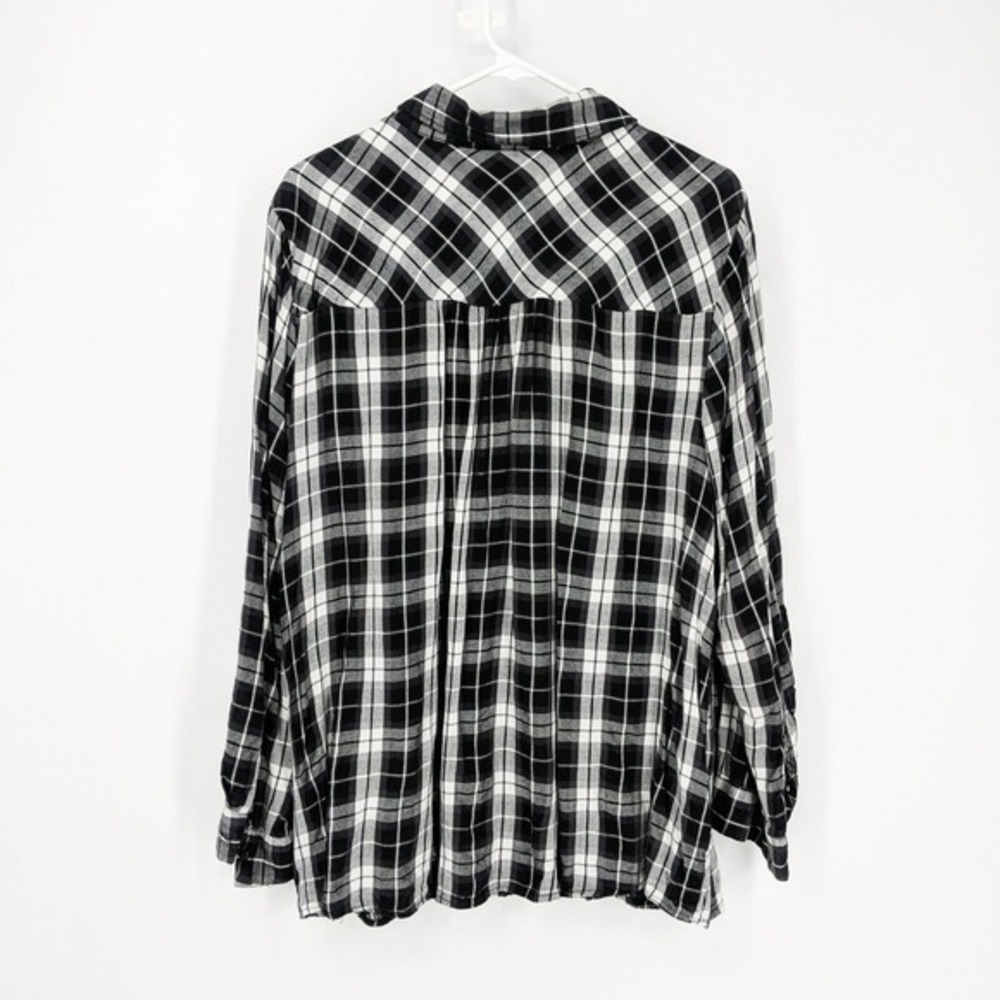 Lane Bryant Plaid Button Front Long Sleeve Shirt Black White Women's Size 18/20 - Picture 4 of 5